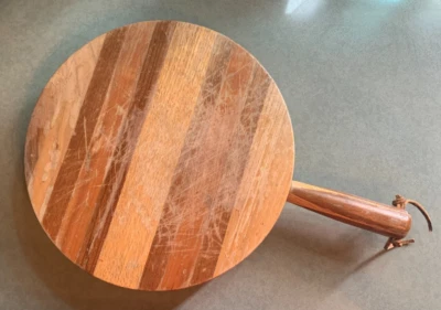 Vintage 9" ROUND WOOD BREADBOARD Rustic Wooden Cutting Board Old Butcher Block - Image 1 of 4