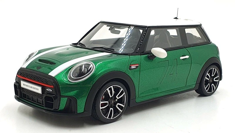 Resina Otto Models escala 1/18 OT1093 - Mini Cooper JCW 60º Aniversário Verde #74 - Imagem 1 de 4