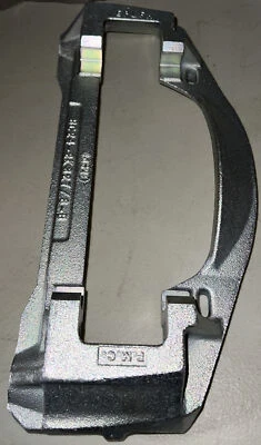 Оригинальный кронштейн суппорта заднего правостороннего пассажирского тормоза для Ford E-450 2008-2019 годов выпуска - Изображение 1 из 4