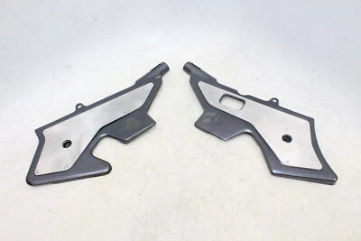 Conjunto de capas para apoio de pés direito esquerdo Honda Cbr1000f 1990 - Imagem 1 de 4