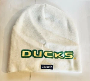 UNIVERSITY OF OREGON DUCKS WHITE KNIT ZAOOTZ BEANIE NCAA FOOTBALL  - Picture 1 of 2