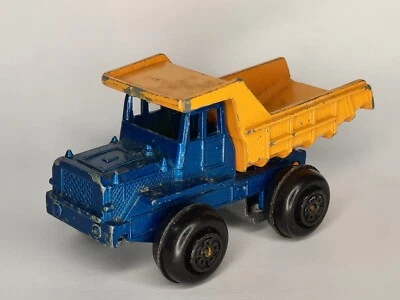 GUISVAL Dump truck 1/64 Made in Spain vintage diecast car camión volquete dumper - Imagen 1 de 4