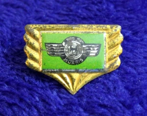 Vintage Morris Hat Lapel Pin Flags Accessory Tiger Great Britain UK - Picture 1 of 3