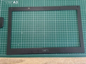 Dell Vostro V130 LCD Front Bezel Cover 0F9V1C F9V1C 60.4M107.003 G32 - Afbeelding 1 van 1