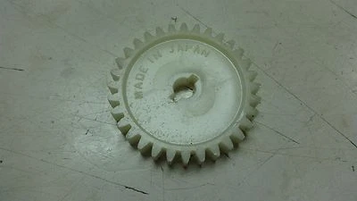73 KAWASAKI KH400 S3 TRIPLE KH 400 KM143B ENGINE OIL PUMP PLASTIC GEAR Foto 1 de 3