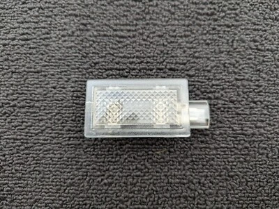 Lincoln Town Car Trunk Light Courtesy Light - 2003 - 2011 - FREE SHIPPING - Image 1 of 4