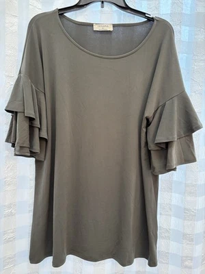 Top túnica Zenana para mujer manga con volantes gris XL cuello redondeado  Foto 1 de 4