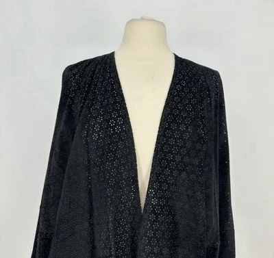 Poncho grande Suzanne Somers gamuza real flecos negros corte láser chal flor Foto 1 de 4