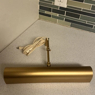 HOUSE of TROY Traditional Picture Light 14" Gold Brass T14-1 Nice - Image 1 of 4