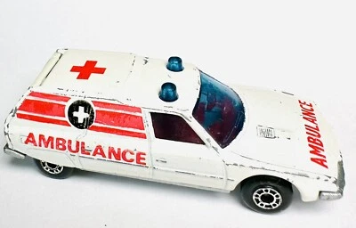 Matchbox Superfast Ambulance Citroen CX 1979 Lesney Made in England No. 12 - Image 1 of 4