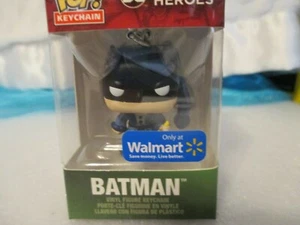 Funko Pocket POP! Llavero exclusivo de Batman Walmart para superhéroes de DC - Imagen 1 de 3