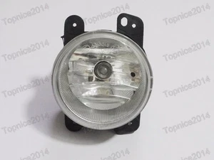 1PC Front Bumper Fog Light Spot Lamp Left or Right For Dodge Journey 2009 2010 - Picture 1 of 3