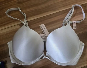 NUEVO CON ETIQUETAS Victorias Secret Add 2 Tazas Sujetador Push Up Acolchado 34B Gris Claro Bombshell - Imagen 1 de 6