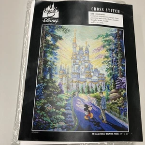 De Colección Arte de Disney Pasado, Presente, Forever Punto de Cruz Kit Completo Abierto FS! - Imagen 1 de 10