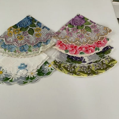 Lote De 8 Pañuelos De Colección Damas Borde Festoneado Redondo Florales EXCELENTES Foto 1 de 4