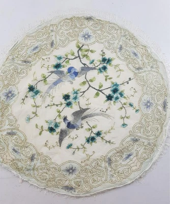 Vintage Chinese Silk Hand Embroidered Floral & Birds Table Cloth 127x122cm - Image 1 of 4