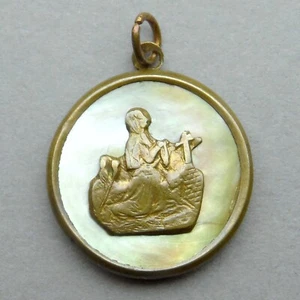 French, Antique Religious Pendant. Saint Germaine. Brass & Mother of pearl Medal - Picture 1 of 5