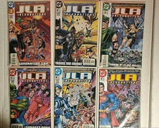 JLA Incarnations 1 2 3 5 6 7 Justice League Aquaman Batman VF/NM