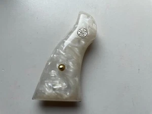 Empuñaduras de resina blanca fresca para S&W, K/L empuñaduras de revólver a tope cuadrado panel clásico - Imagen 1 de 6
