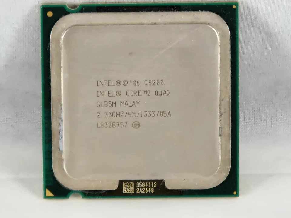 CPU Intel Core 2 Quad 4x 2,33 GHz / Sockel 775! - Bild 1 von 1