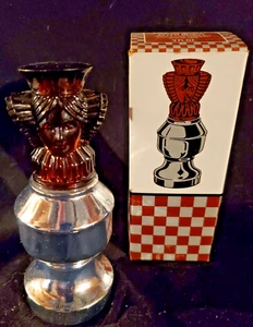 Pieza de ajedrez vintage THE QUEEN II - picante para hombre después del afeitado / 1975 Avon (TO) - Imagen 1 de 5