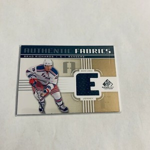 F80465  2011-12 SP Game Used Authentic Fabrics Gold #AFRI1 Brad Richards