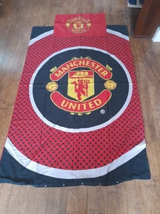 manchester united football single bed dovet cover and pillow case bedding set . - Picture 1 of 1