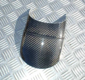 Carbon Fibre CB 600 CB 900 CB900 CB600F Hornet Fender Extender Front Mudguard - Picture 1 of 1