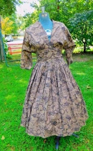 VINTAGE 50er JAHRE TIEF AUSGESCHNITTENES LAGENLOOK TAILLE VOLLER ROCK KLEID GRÖSSE SMALL - Bild 1 von 6