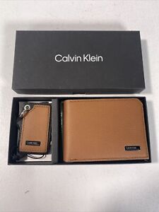 Calvin Klein Soft Leather Wallet and Keyring Gift Set