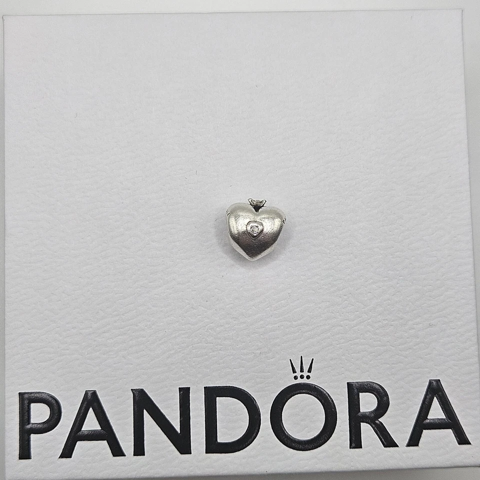 Genuine Pandora Club 2015 Heart Diamond Charm ALE 925 #791702D - Image 1 of 4