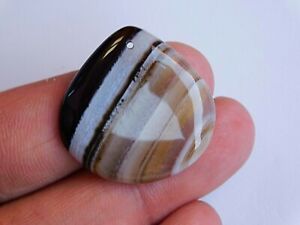 Black Banded Agate Top Front To Back Drilled Hole Heart Pendant Bead 28x5MM 