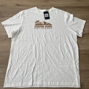 Nike Sporting Goods Hiking Graphic T-Shirt Men Size XXL HV4473-001 - Picture 1 of 4