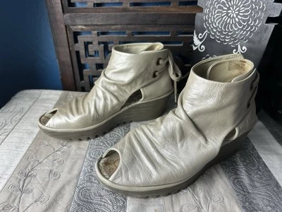 FLY London EU 41 Yebi Ivory Pearl Leather Peep toe Ruched Ankle Boots with Tie - Image 1 of 4