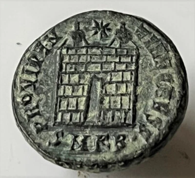 Roman Coin, Constantine II. 316-337AD. AE follis 19 mm, 3 g Cyzicus mint, struck - Image 1 of 2