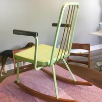 Stickley rocking chair, 5 vertical backslats, corbels under arms