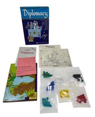 Avalon Hill Diplomacy Board Game 2nd Edition 1982 Complete Damaged Box - Image 1 of 4