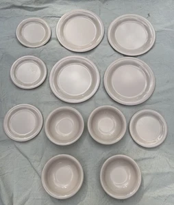 Tupperware vintage 12 piezas. Juego de melamina Desert Peach, exc. cd., envío gratis EE. UU. - Imagen 1 de 5