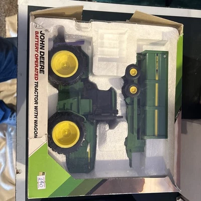 Tractor a batería John Deere escala 1/32 con vagón - Ertl - Nuevo en caja Foto 1 de 2