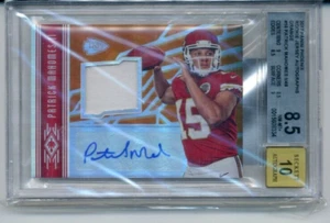 2017 -Patrick Mahomes- BGS 8.5/10 /49 Panini Phoenix Signed/Auto/Autograph #18 - Picture 1 of 2