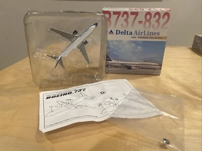 Dragon Wings 1:400 Delta Airlines Boeing B737-832 Diecast Model - Image 1 of 4