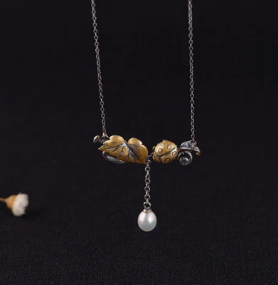 I05 Collana Argento 925 Perla In Oro Margherita Su Un Rametto Fortuna - Immagine 1 di 4