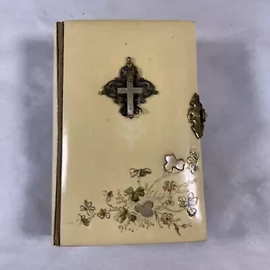 Antique 17 Feb 1901 Mother of Pearl German Prayer Book Mary 4.5” X 3” X 1” - Picture 1 of 18