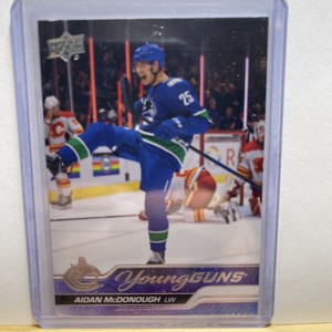 2023-24 Upper Deck Series 1 Young Guns Aidan McDonough Canucks #232
