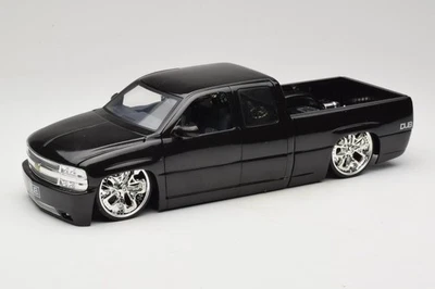 63122-B5 Chevrolet Silverado Tuned Black Jada 1:18 - Immagine 1 di 4