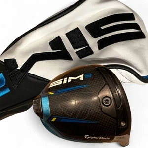 Taylormade SIM 2 driver head only 10.5 Deg ( RH ) w/cover - Picture 1 of 16