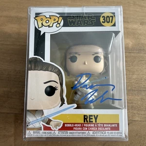 Daisy Ridley SIGNED Rey Funko Pop #307 Star Wars Jedi w/COA Holo - Picture 1 of 6
