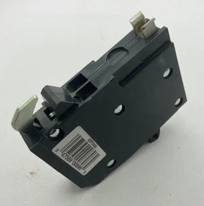 Interruptor de circuito de gancho de metal tándem enchufable Square D QOT2020 1 polo doble 20A 120 V - Imagen 1 de 13