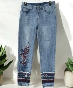 TRU LUXE WOMENS DENIM JEANS SIZE 29/8 Floral Embroidered - Picture 1 of 5