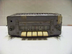 Radio Coche Automóvil Fomoco AM De Colección Ford 94BF SIN PROBAR Piezas Reparación Audio - Imagen 1 de 9